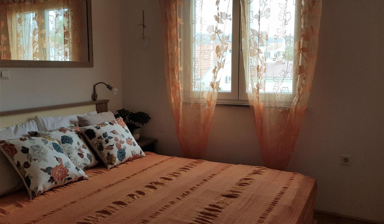 Apartmani Villa Lilliana Tribalj Εξωτερικό φωτογραφία