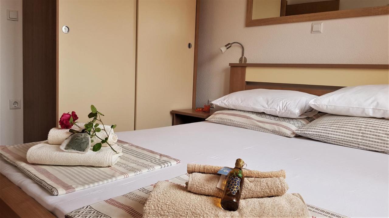 Apartmani Villa Lilliana Tribalj Εξωτερικό φωτογραφία