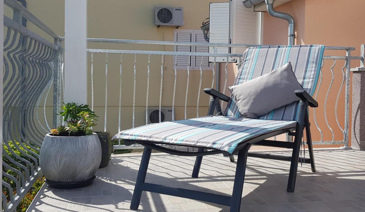 Apartmani Villa Lilliana Tribalj Εξωτερικό φωτογραφία