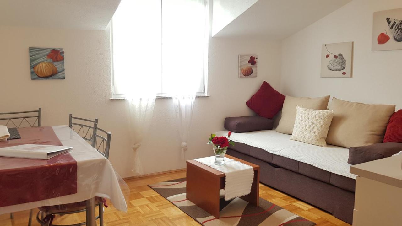 Apartmani Villa Lilliana Tribalj Εξωτερικό φωτογραφία
