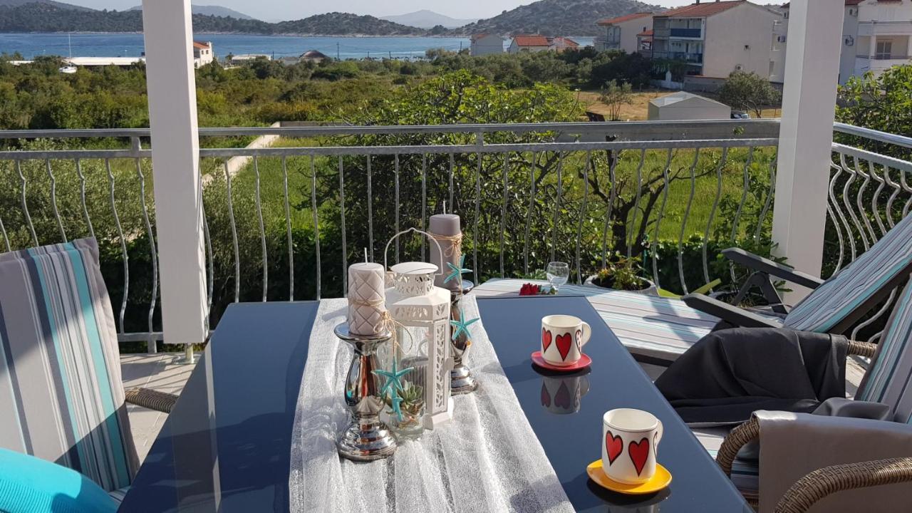 Apartmani Villa Lilliana Tribalj Εξωτερικό φωτογραφία