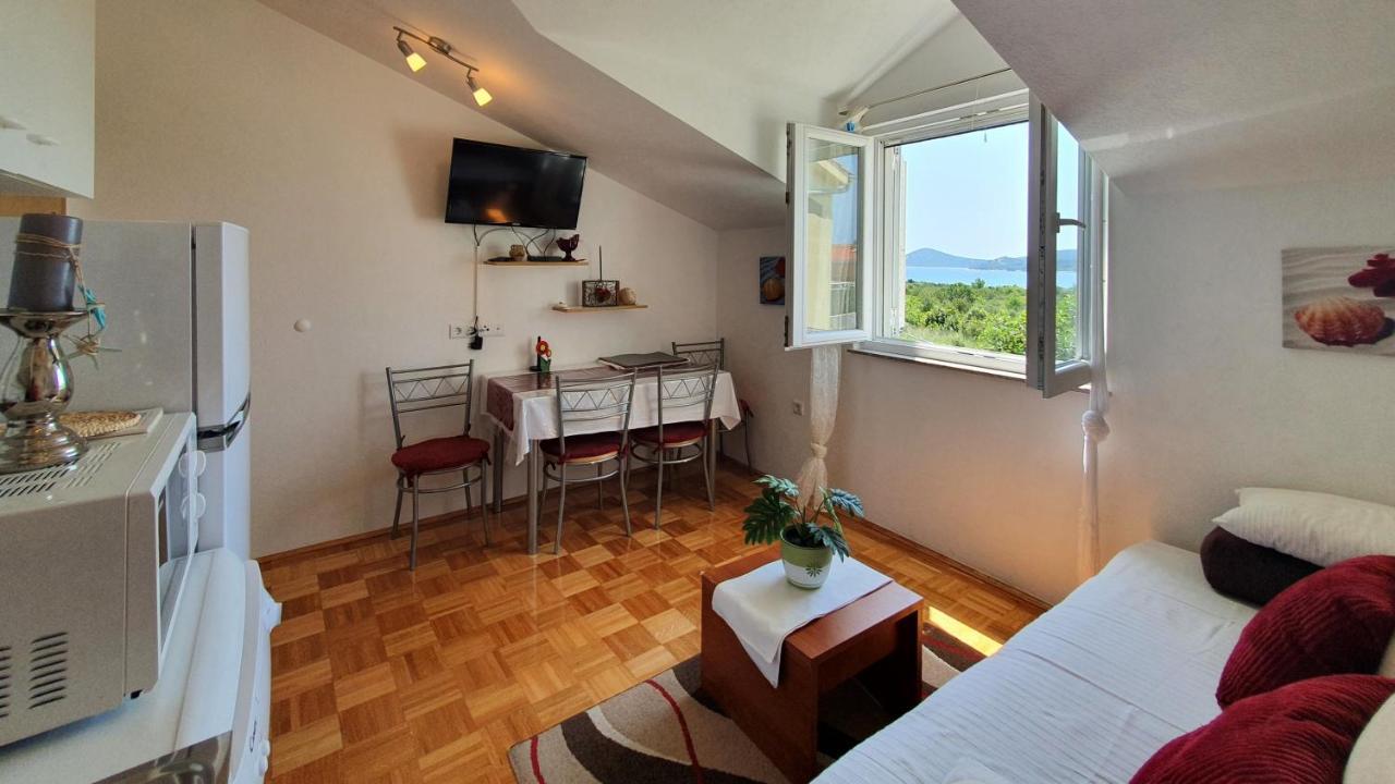 Apartmani Villa Lilliana Tribalj Εξωτερικό φωτογραφία