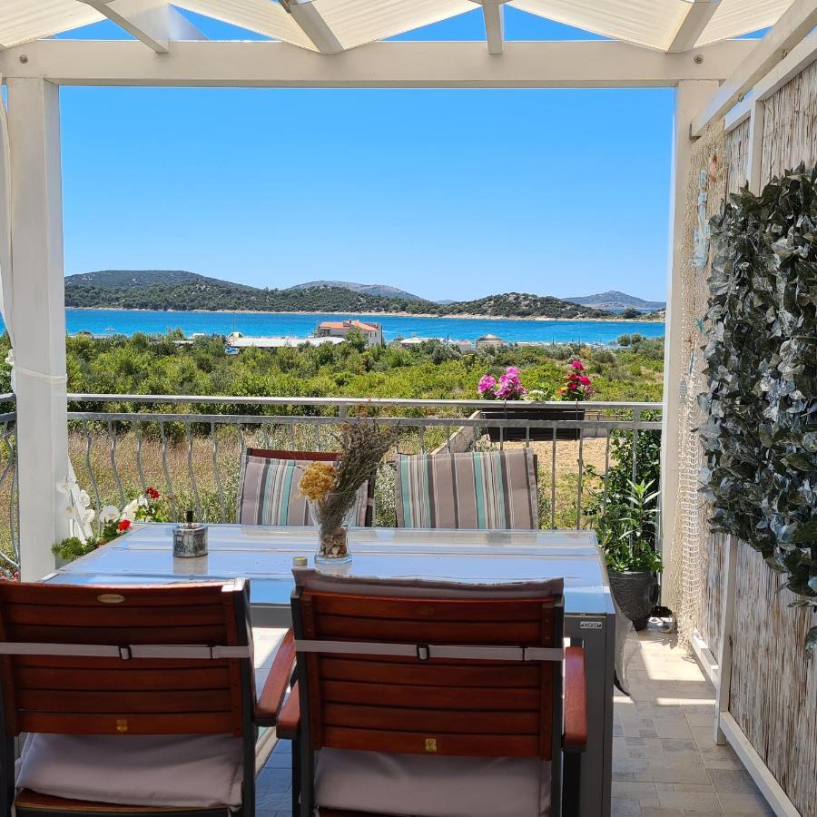 Apartmani Villa Lilliana Tribalj Εξωτερικό φωτογραφία