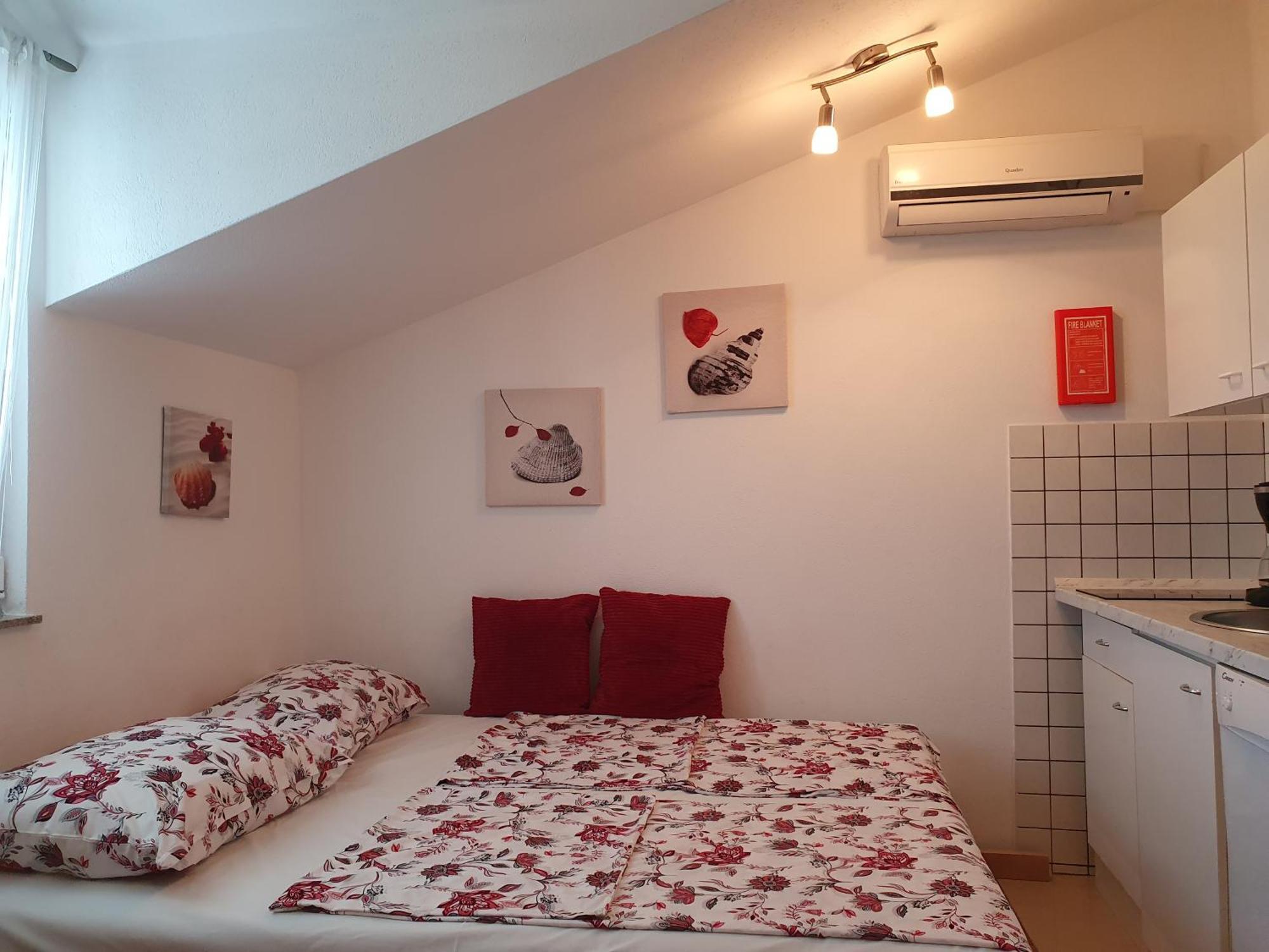 Apartmani Villa Lilliana Tribalj Εξωτερικό φωτογραφία