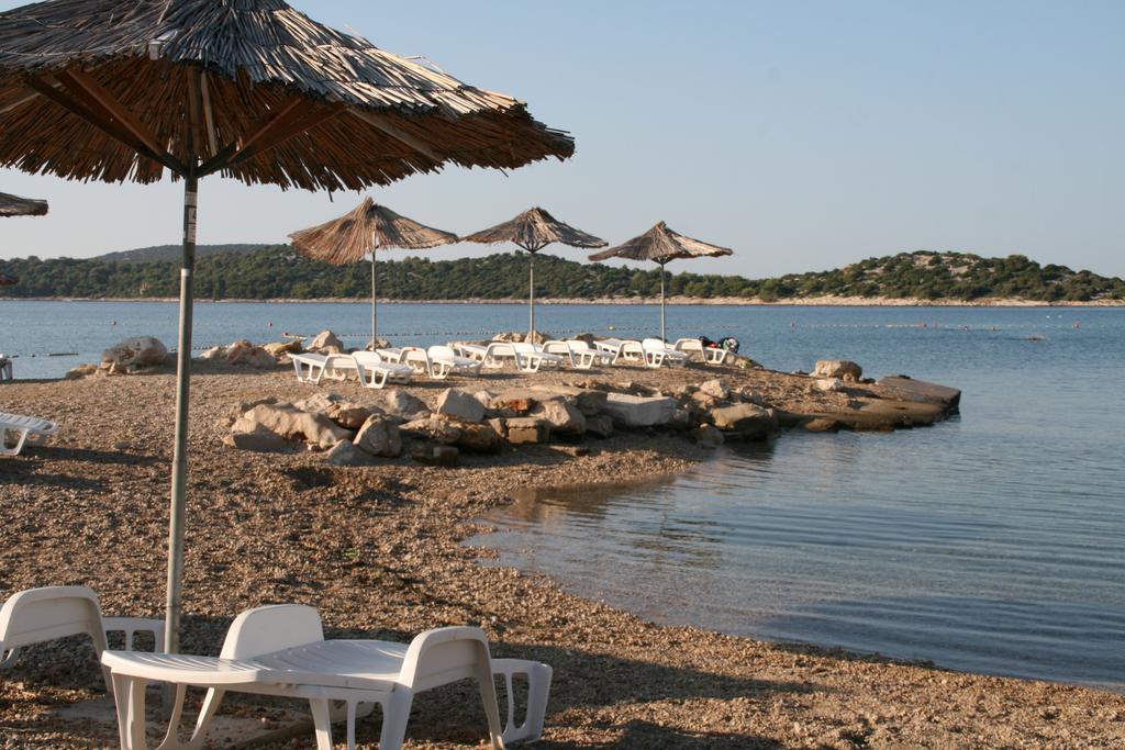Apartmani Villa Lilliana Tribalj Εξωτερικό φωτογραφία